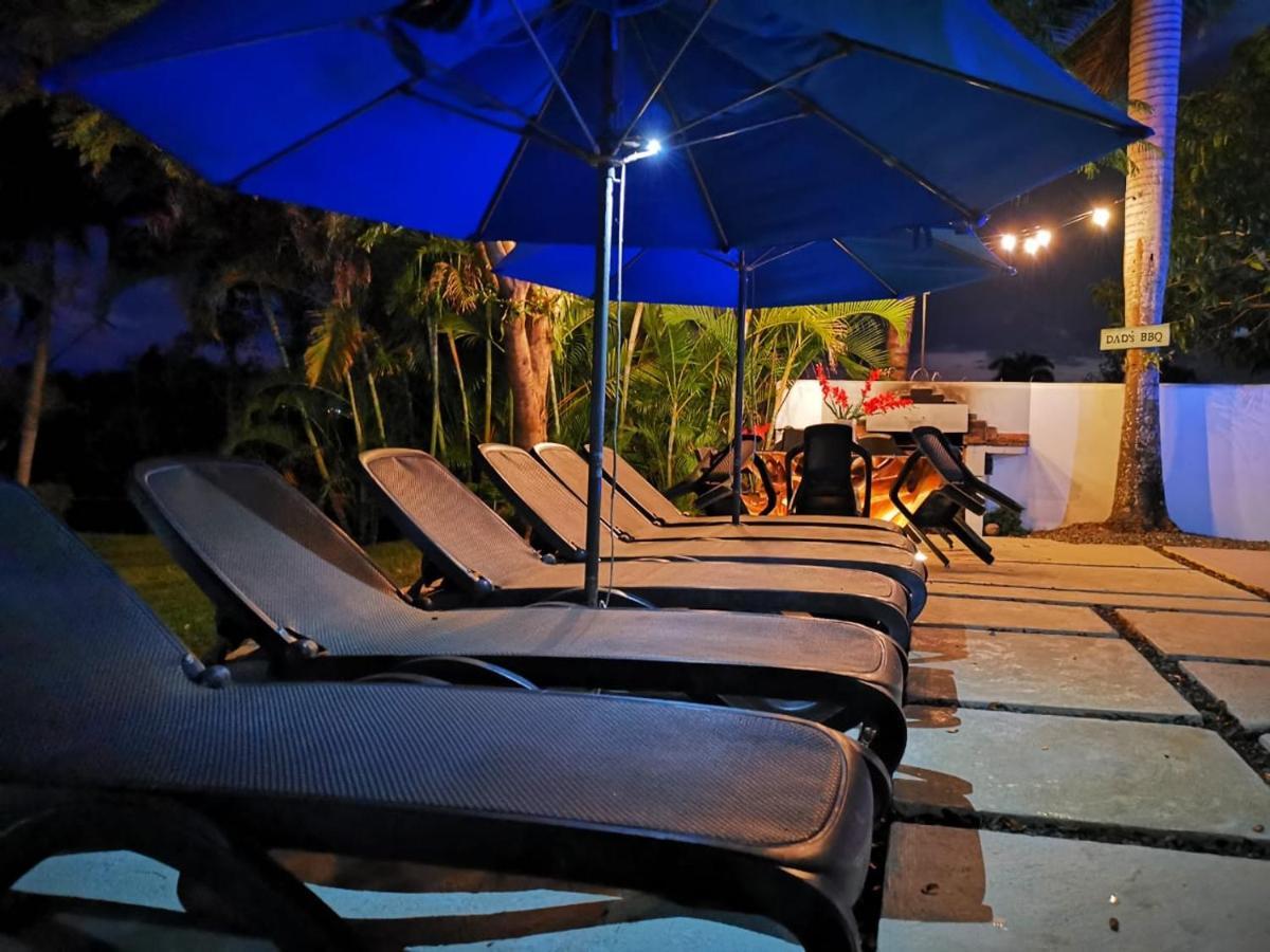 Villa Victoria Sosúa エクステリア 写真