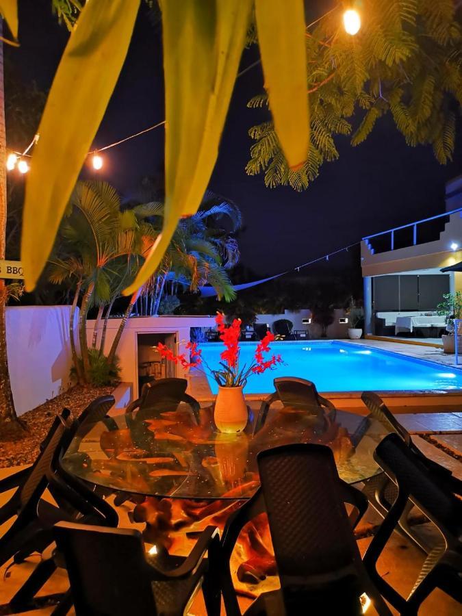 Villa Victoria Sosúa エクステリア 写真