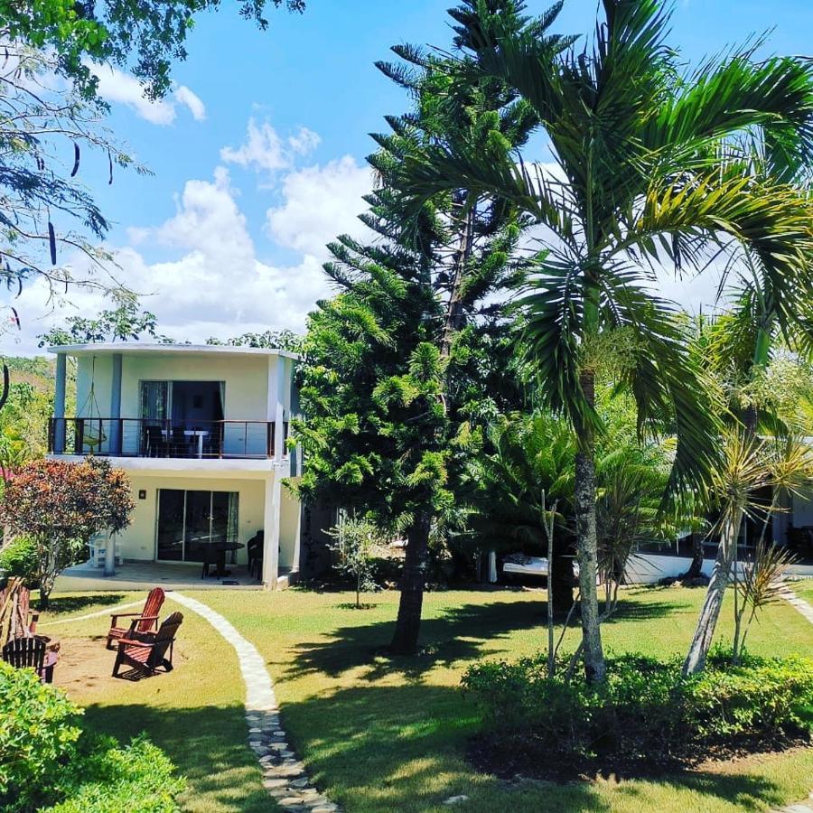 Villa Victoria Sosúa エクステリア 写真