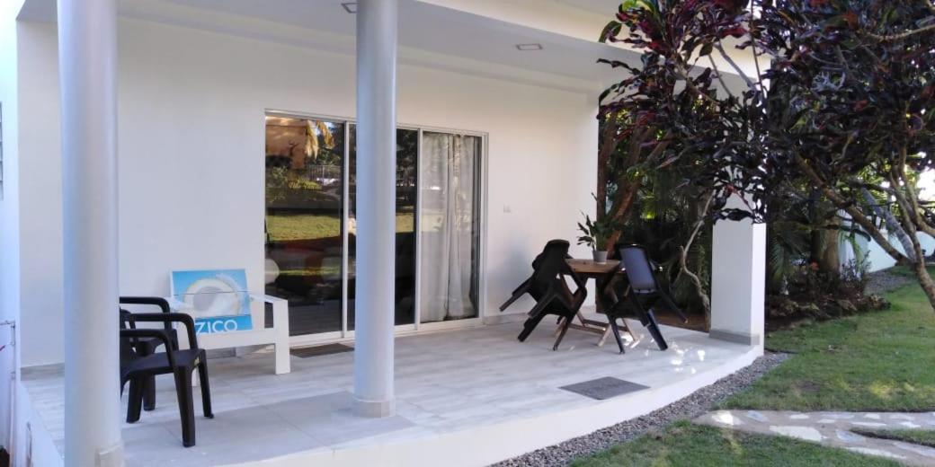 Villa Victoria Sosúa エクステリア 写真